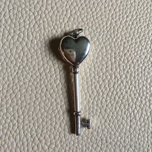 Tiffany & Co heart key locket 925 Sterling silver